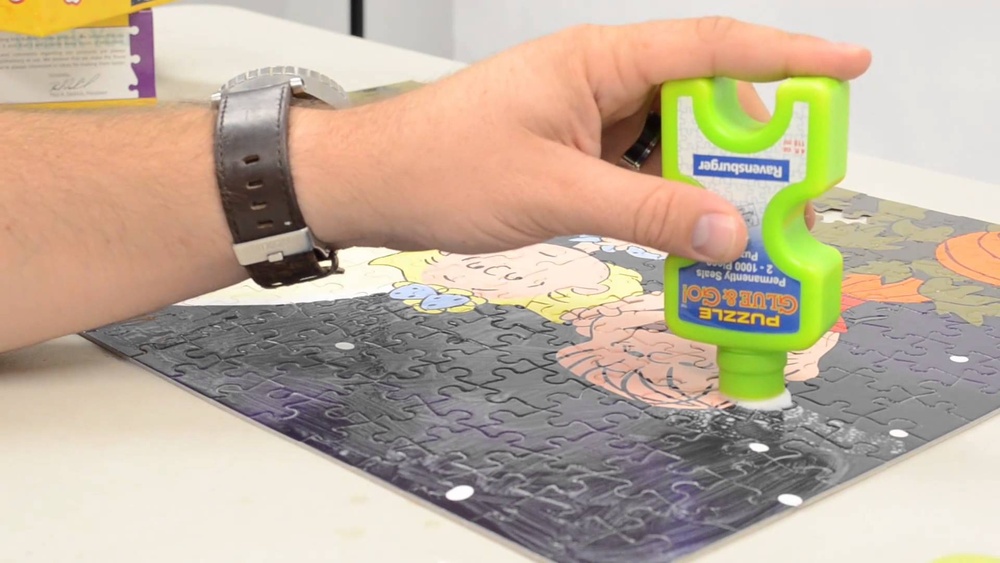 How to Puzzle Glue